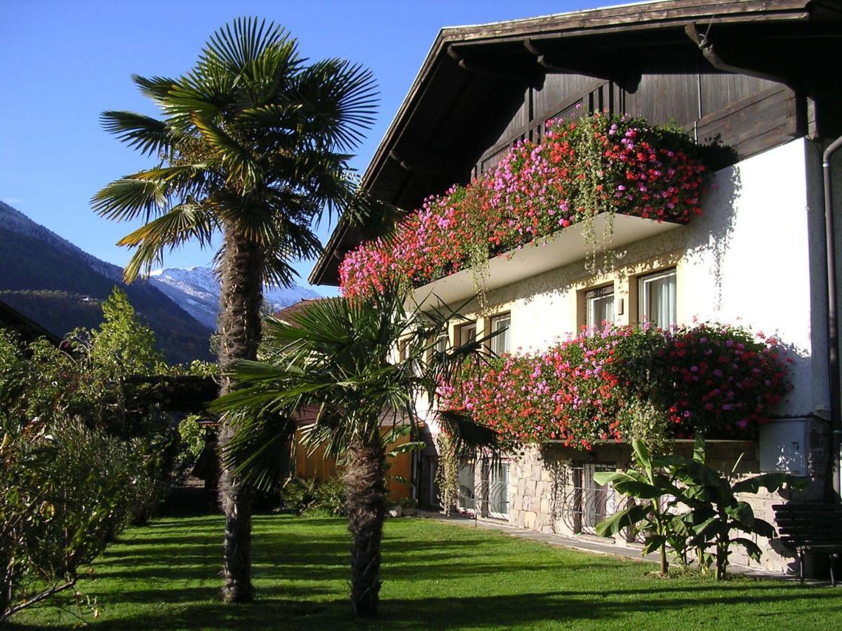 Oberangerhof Aparthotel Lagundo Exterior photo